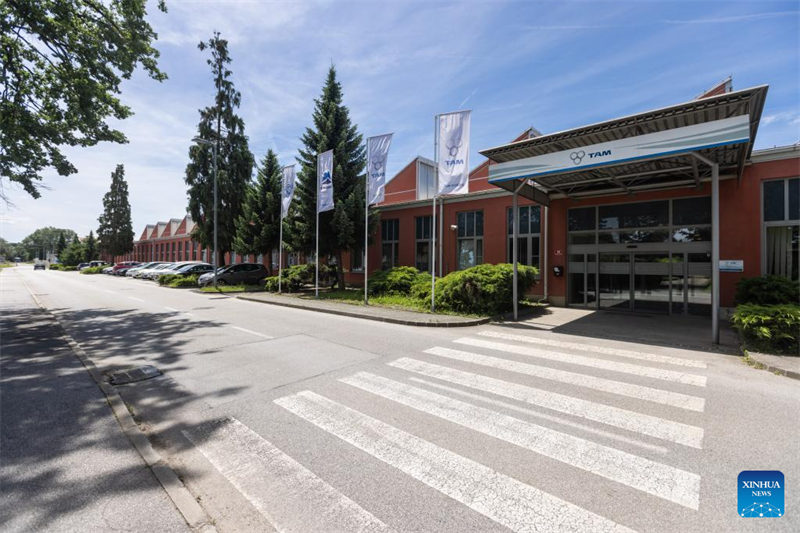 Η σλοβενικ? αυτοκινητοβιομηχαν?α υπ? κινεζικ? ιδιοκτησ?α αναβι?νει μ?σω τη? πρ?σινη? μετ?βαση?