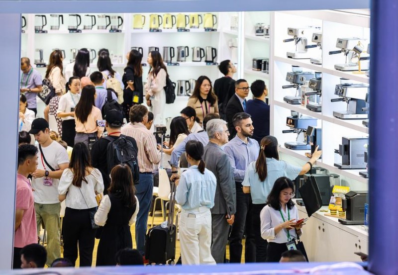 Ξεκιν? η 136η ?κθεση τη? Καντ?να??δ?νοντα? ευκαιρ?ε? για ν?ε? εμπορικ?? συνεργασ?ε?