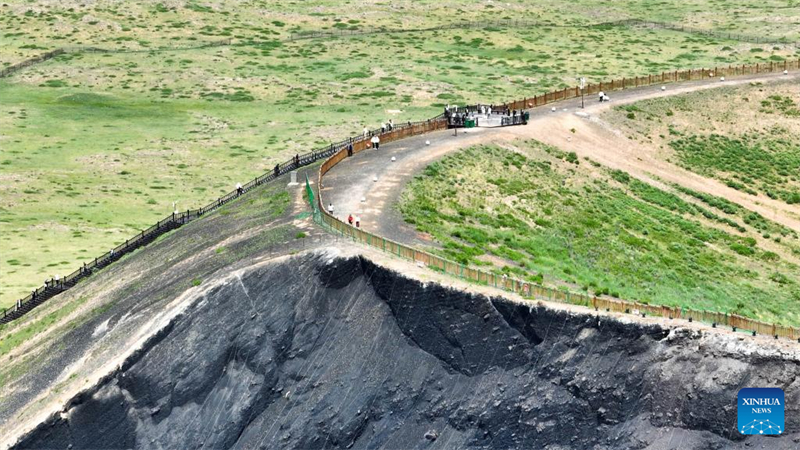 Το σ?μπλεγμα ηφαιστε?ων στη Β?ρεια Κ?να εισ?ρχεται στην περ?οδο τουριστικ?? αιχμ??