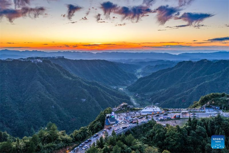 Η κωμ?πολη Χουανγκσου?ι του Δ?μου Τσονγκτσ?νγκ βι?νει τουριστικ? ?νθηση