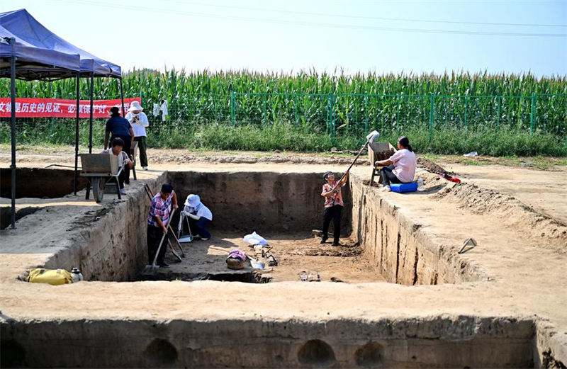 Η ?κτη ανασκαφ? του αρχαιολογικο? χ?ρου τη? κωμ?πολη? Μπα?ρεν συνεχ?ζεται στην επαρχ?α Χεμπ?ι