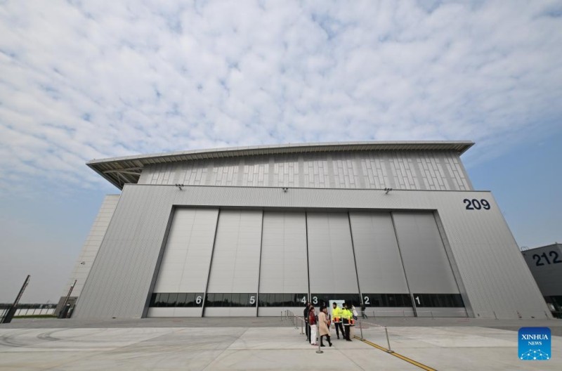 Η δε?τερη γραμμ? τελικ?? συναρμολ?γηση? αεροσκαφ?ν τη? οικογ?νεια? A320 τη? Airbus στην Ασ?α ξεκιν? τη λειτουργ?α τη? στην Τιαντζ?ν