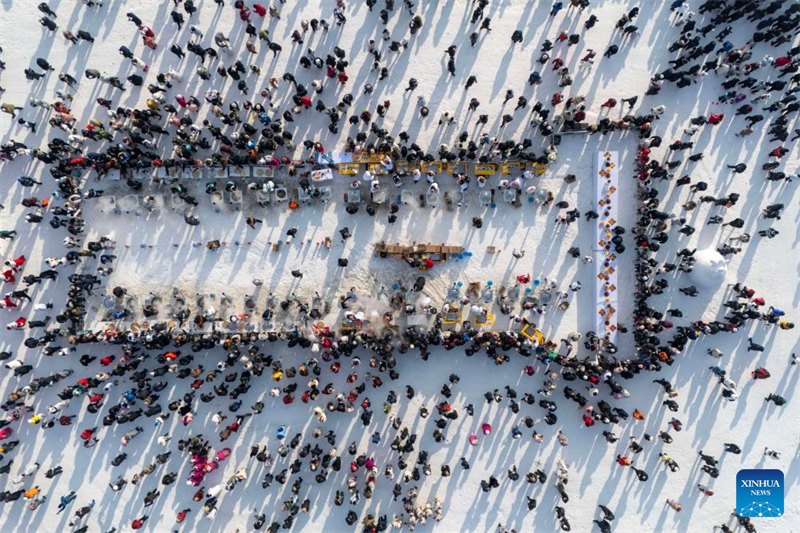 Το φεστιβ?λ συλλογ?? π?γου ξεκιν? στην π?λη Χαρμπ?ν