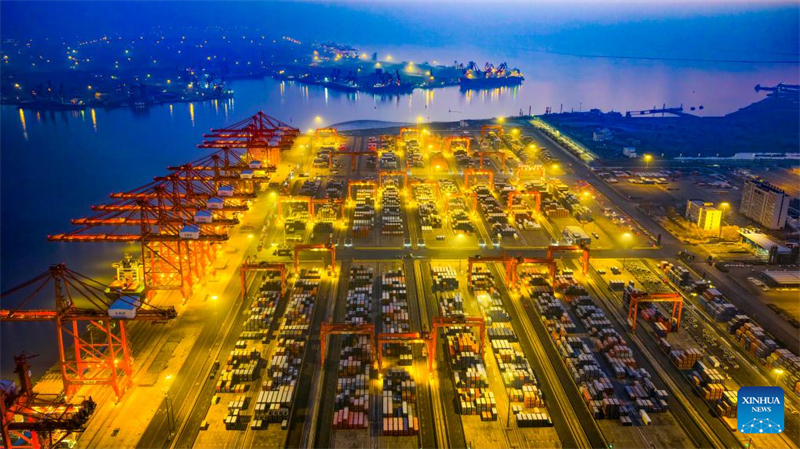 Η οικονομ?α τη? Κ?να? ε?ναι ?τοιμη να επιτ?χει τον ετ?σιο στ?χο αν?πτυξη? με σταθερ? δυναμικ? το Νο?μβριο